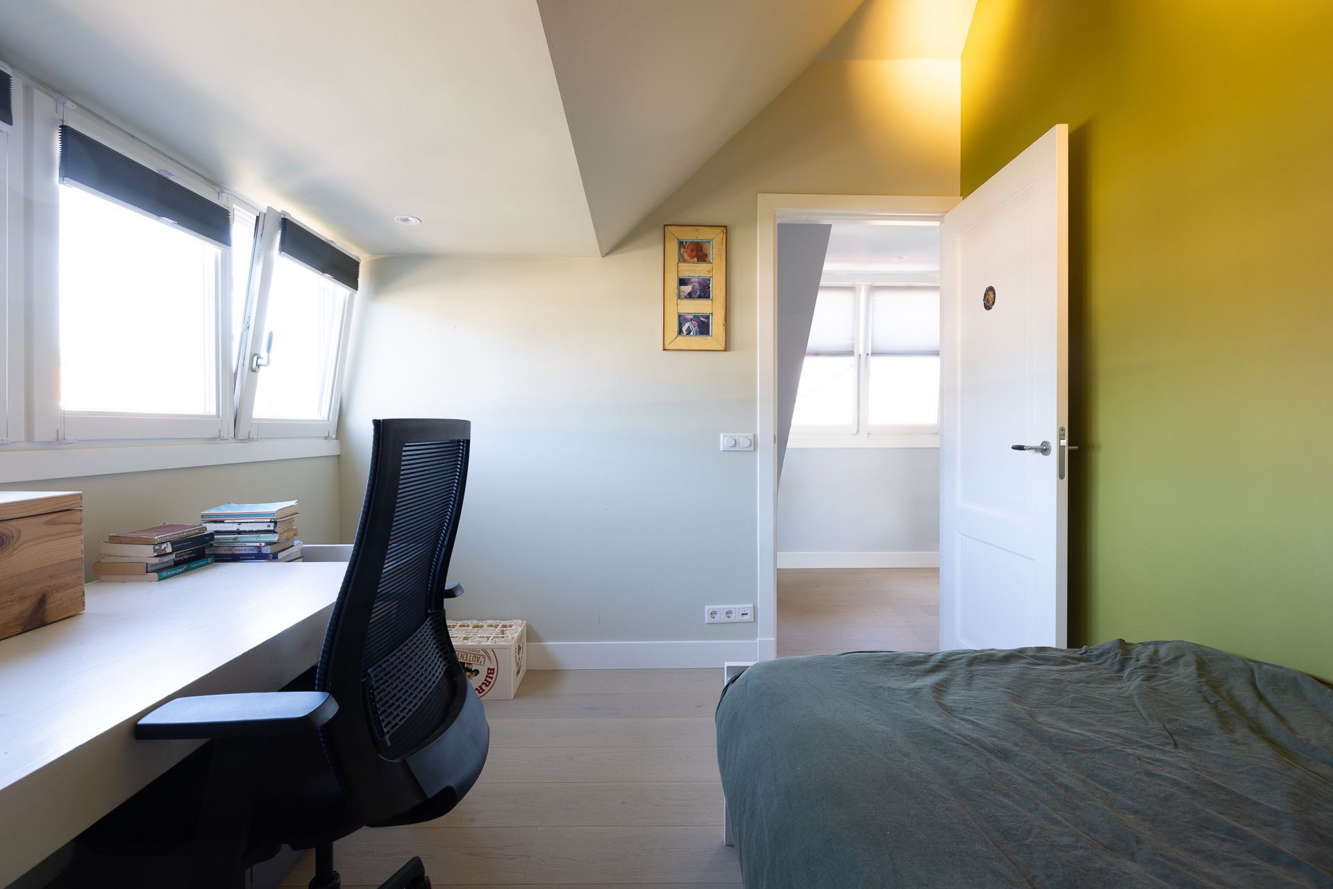 Photo 42 of Mauvelaan 12