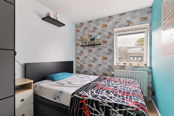 Tussenwoning te koop: Zandhaai 32, Eindhoven