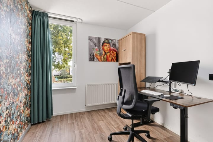 Tussenwoning te koop: Zandhaai 32, Eindhoven