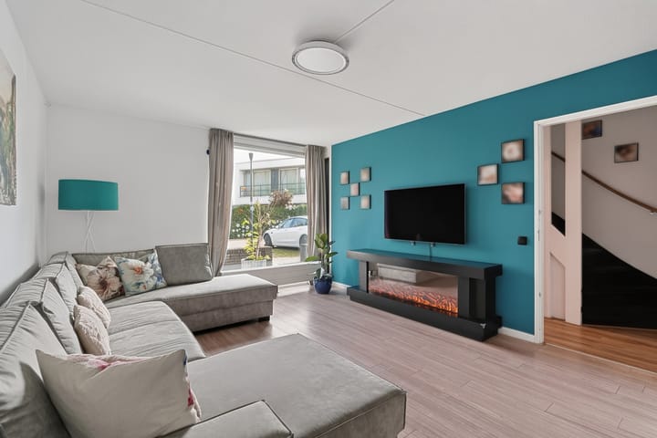Tussenwoning te koop: Zandhaai 32, Eindhoven
