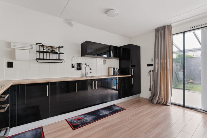 Tussenwoning te koop: Zandhaai 32, Eindhoven