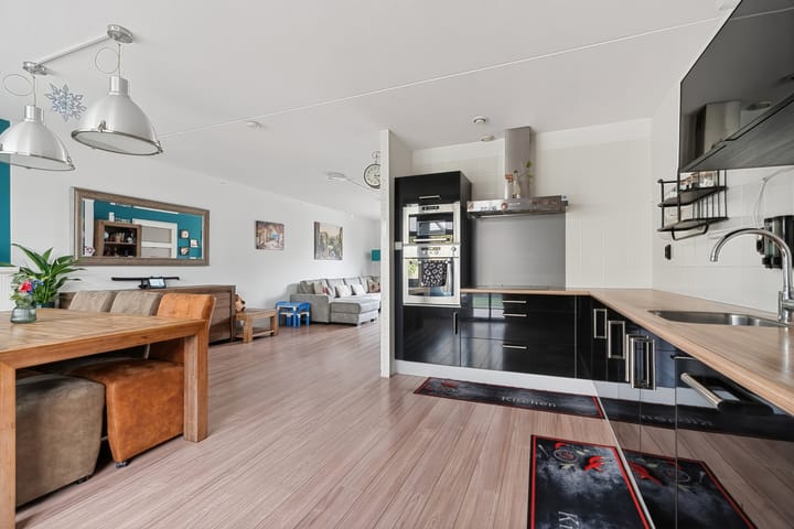 Tussenwoning te koop: Zandhaai 32, Eindhoven