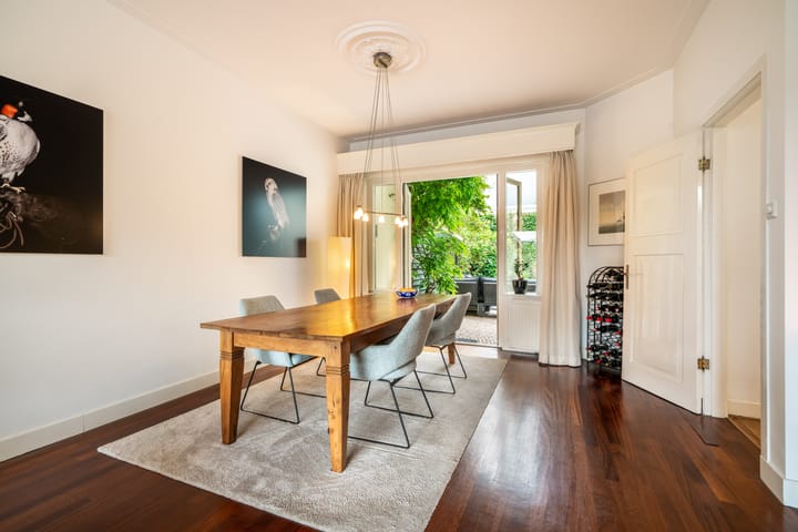 Tussenwoning te koop: Comeniuslaan 45, Bussum