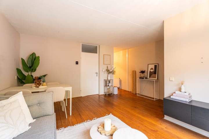 Appartement te koop: Koningin Julianalaan 121, Rijnsburg