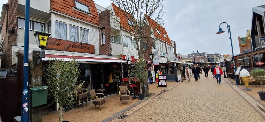 Appartement Dorpsstraat 132