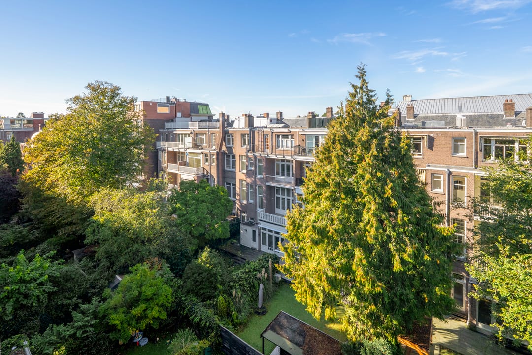 Photo 16 of Wouwermanstraat 6-4