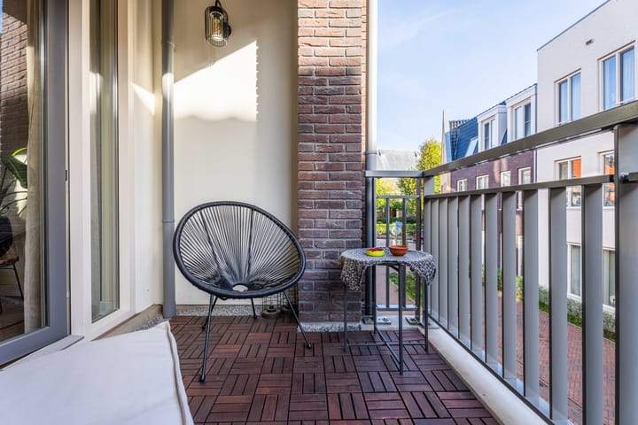 Appartement te koop: E.E. van der Laanstraat 26, Rijnsburg