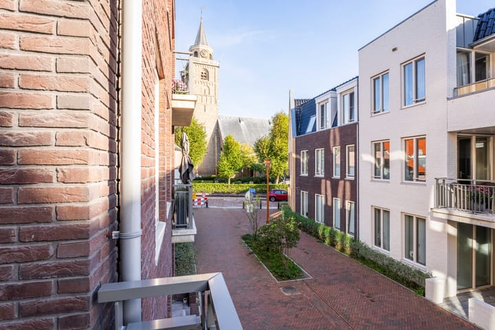 Appartement te koop: E.E. van der Laanstraat 26, Rijnsburg