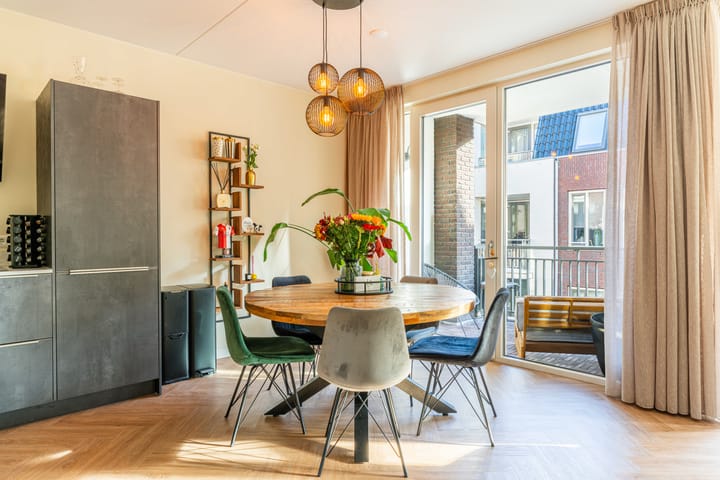 Appartement te koop: E.E. van der Laanstraat 26, Rijnsburg