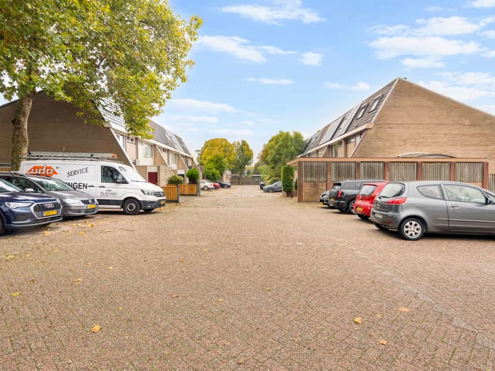 Tussenwoning te koop: Staringstraat 202, Oss