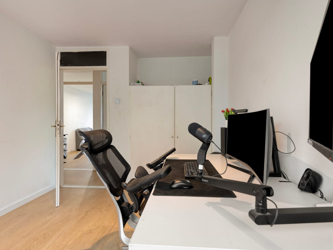 Photo 13 of Staringstraat 202