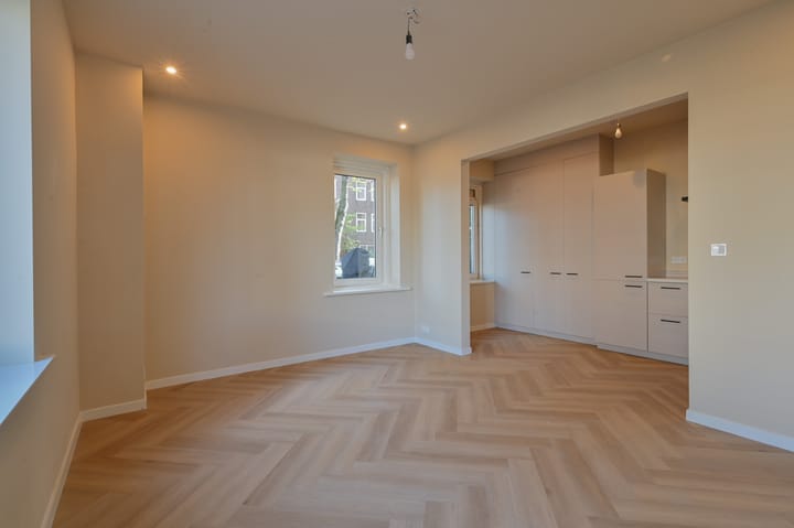 Foto 4 van Postjeskade 15