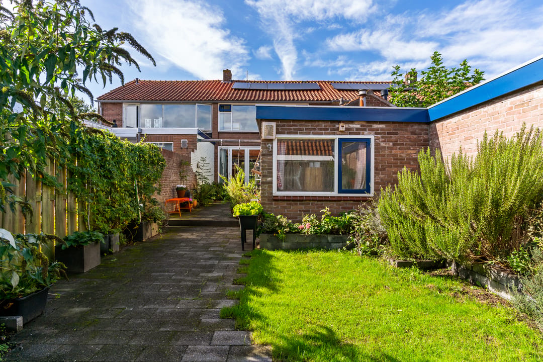 Photo 38 of Esdoornlaan 4