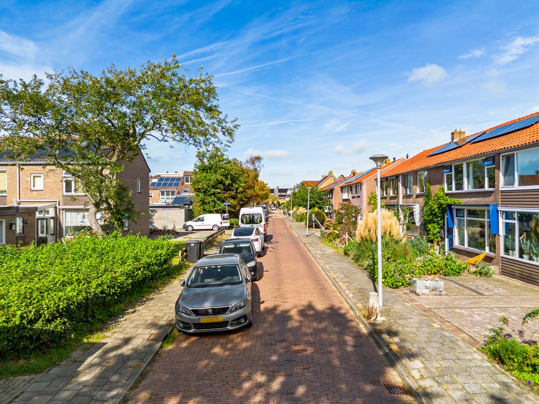 Photo 46 of Esdoornlaan 4