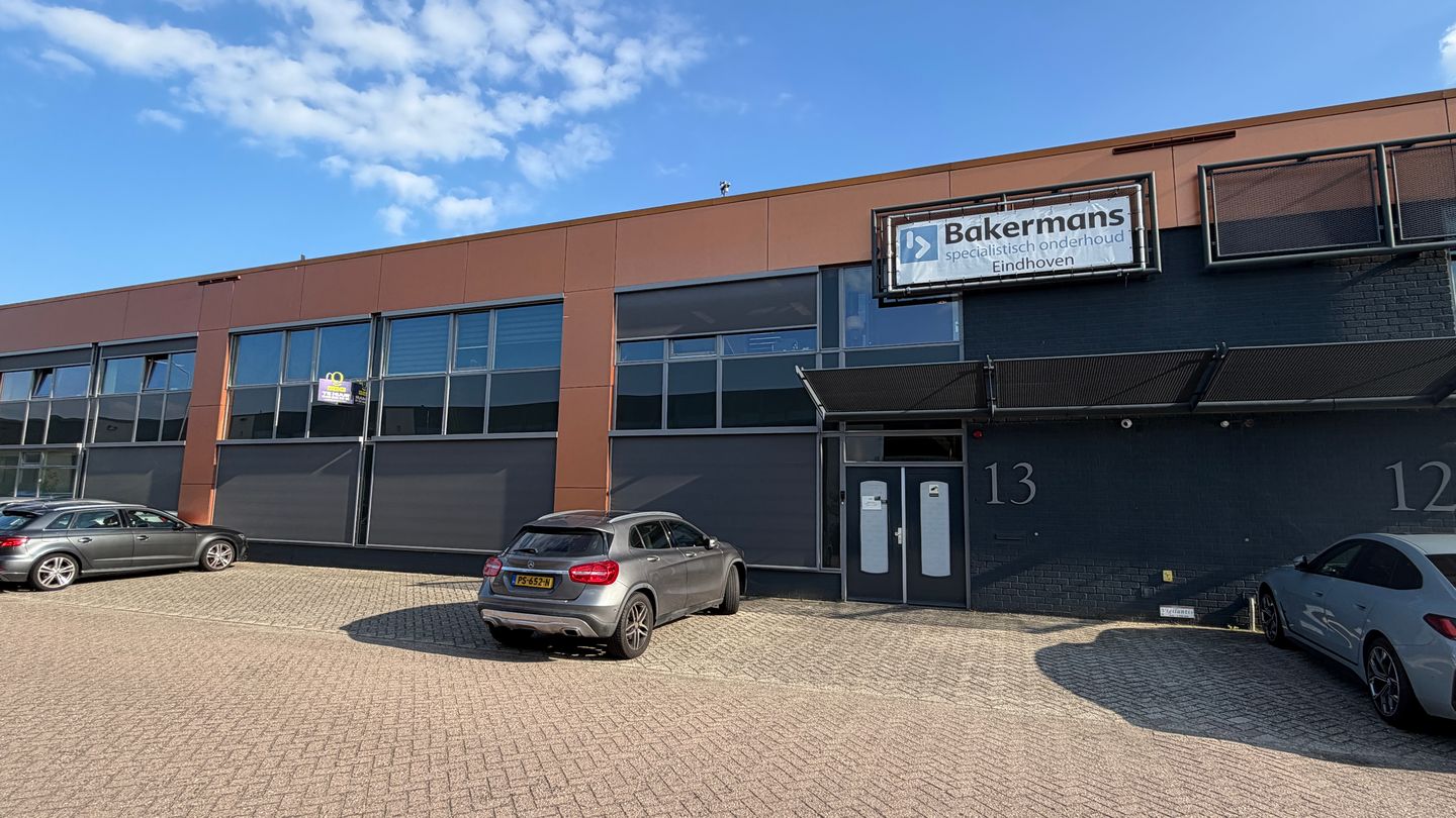 Bekijk foto 4 van Hallenweg 13