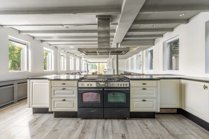 Vrijstaande woning te koop: Oud-Loosdrechtsedijk 276A, Loosdrecht