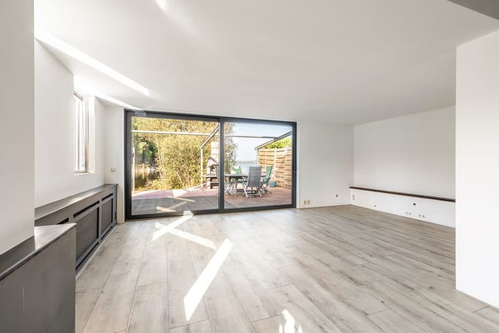 Vrijstaande woning te koop: Oud-Loosdrechtsedijk 276A, Loosdrecht