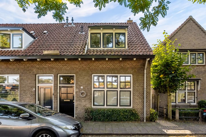 Hoekwoning te koop: Piet Heinstraat 11, Zwolle