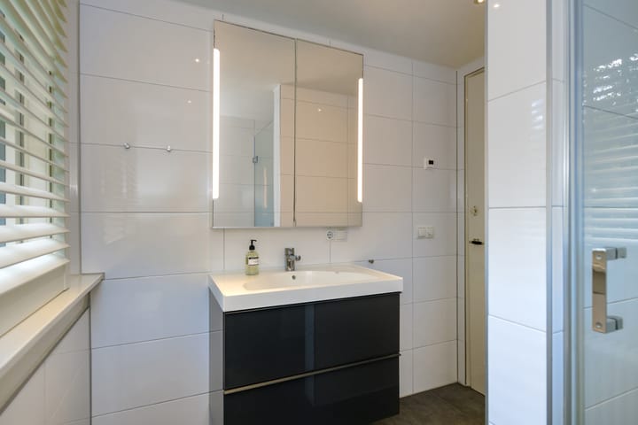 Vrijstaande woning te koop: Veldhofweg 25, Beekbergen