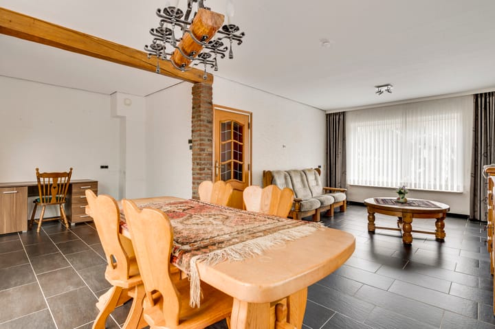 Tussenwoning te koop: Luther Kingstraat 2, Beek (Li)