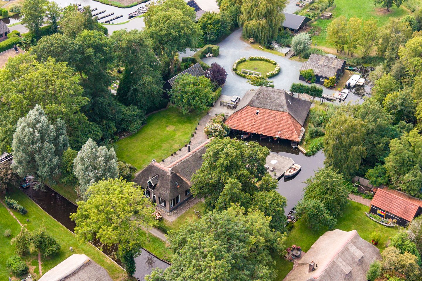 Bekijk foto 2 van Zuiderpad 46