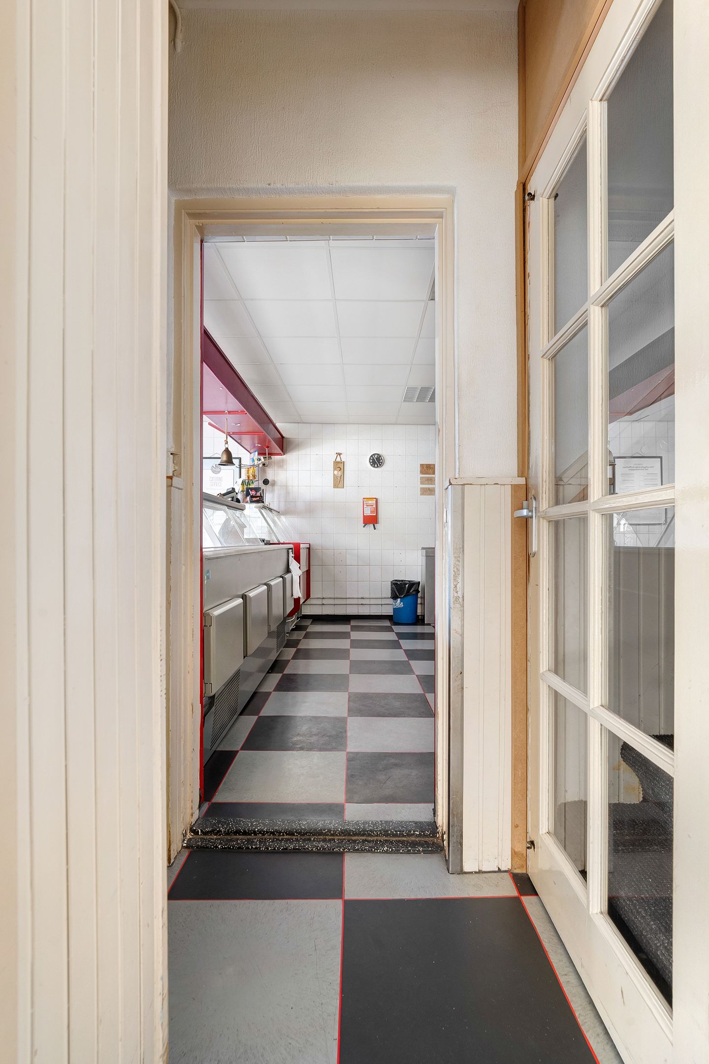 Photo 19 of Middelbuurtstraat 22