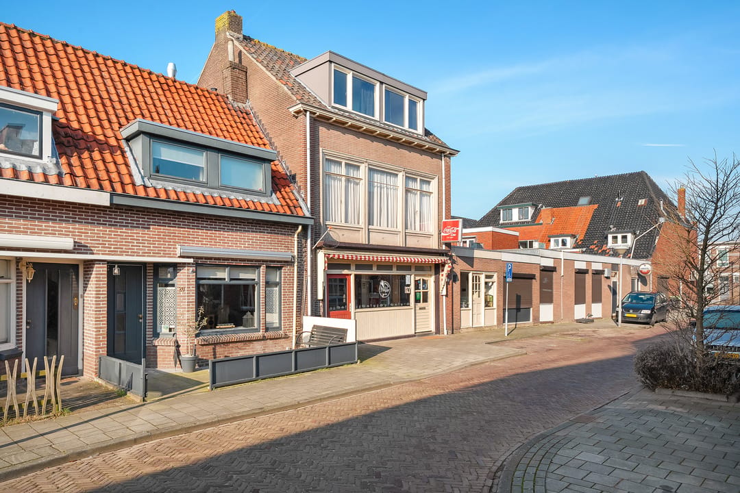 Photo 38 of Middelbuurtstraat 22