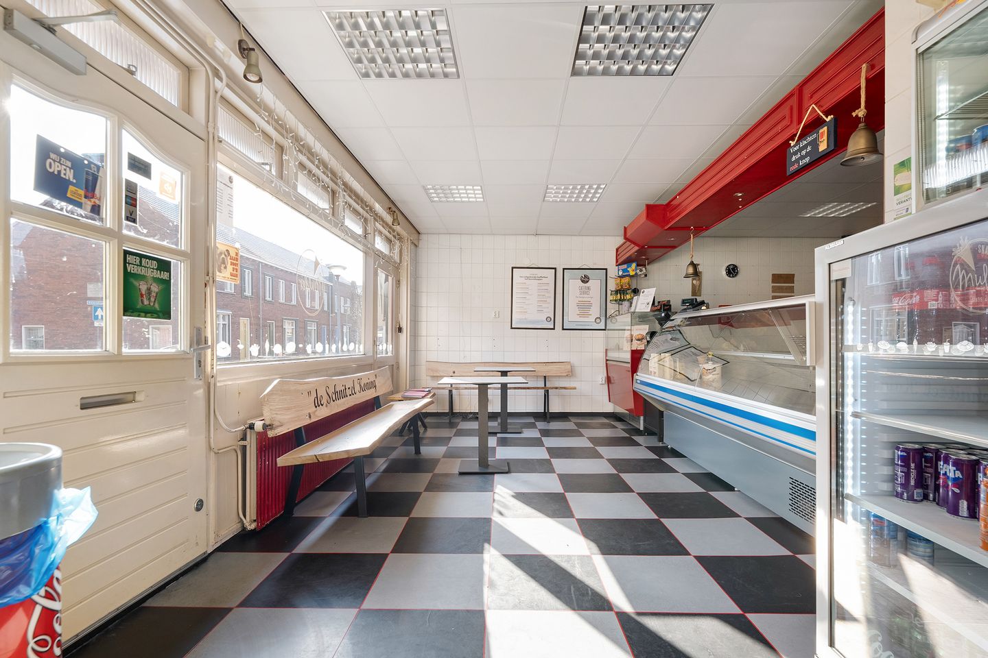 Photo 10 of Middelbuurtstraat 22