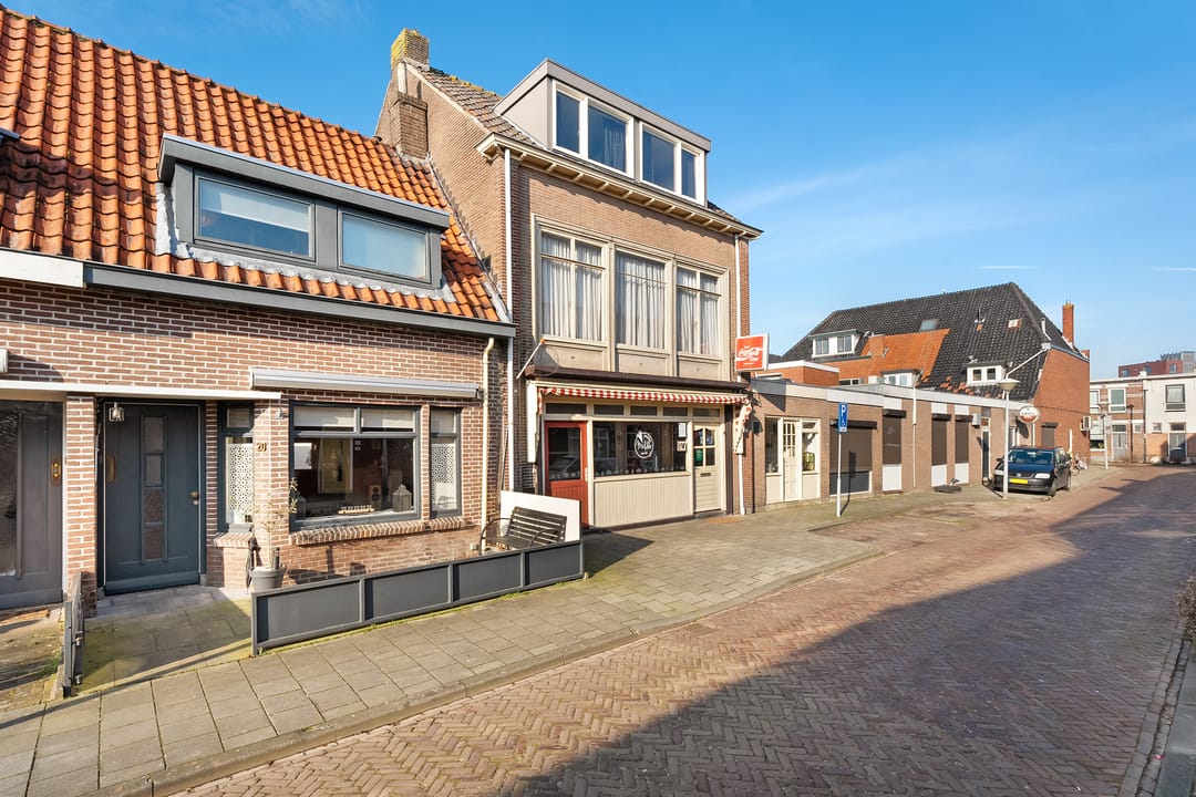 Photo 37 of Middelbuurtstraat 22