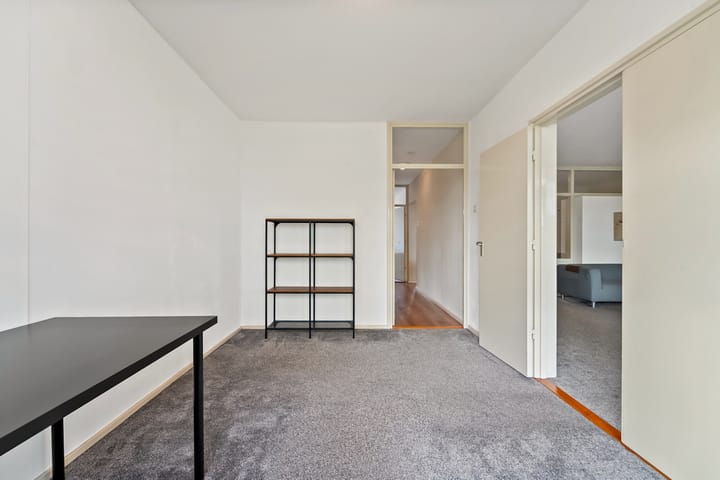Appartement te koop: Roland Holstlaan 1139, Delft