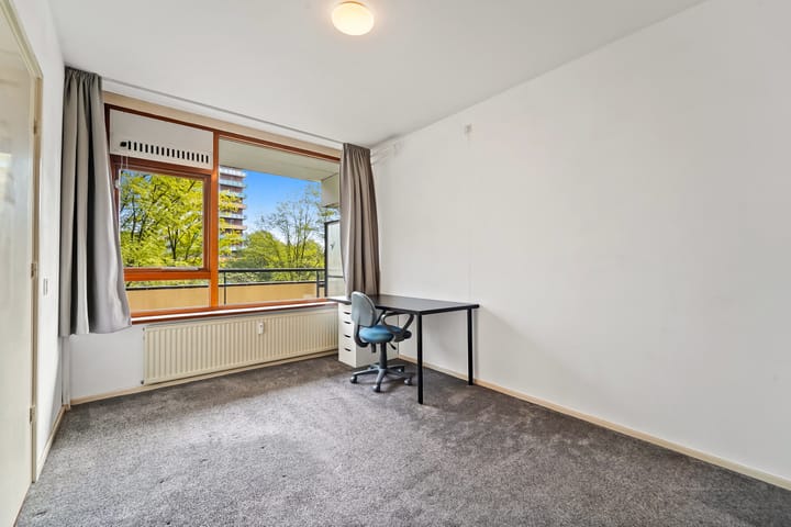 Appartement te koop: Roland Holstlaan 1139, Delft