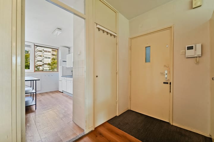 Appartement te koop: Roland Holstlaan 1139, Delft