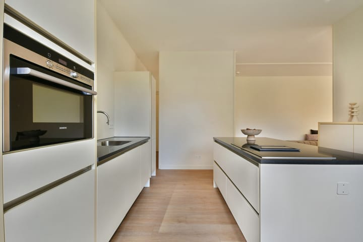 Appartement te koop: Gustav Mahlerlaan 74, Amsterdam