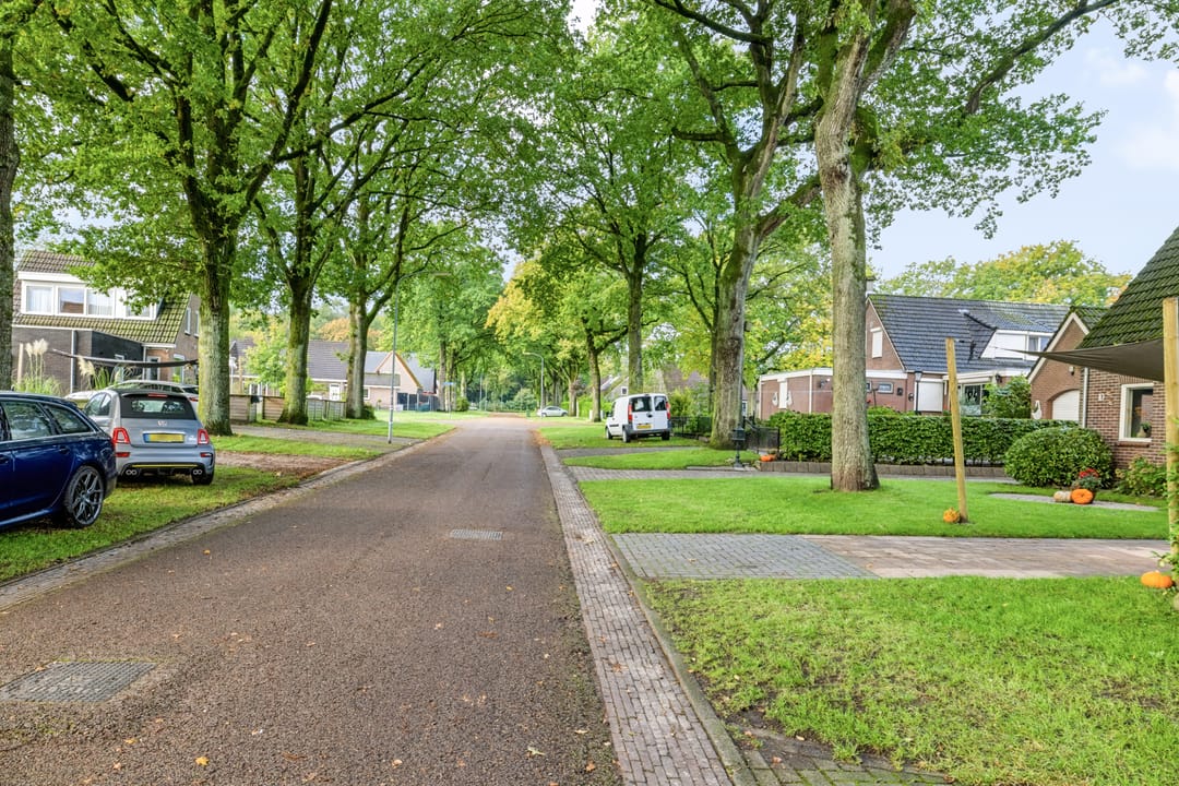 Foto 52 van Looweg 10
