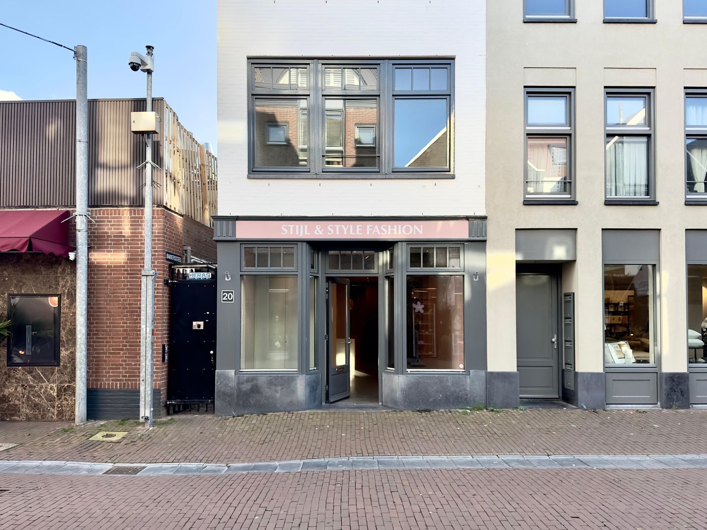 View photo 1 of Dubbele buurt 20