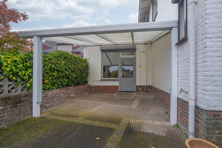 Twee-onder-één-kap te koop: Zandstraat 3, Spaubeek