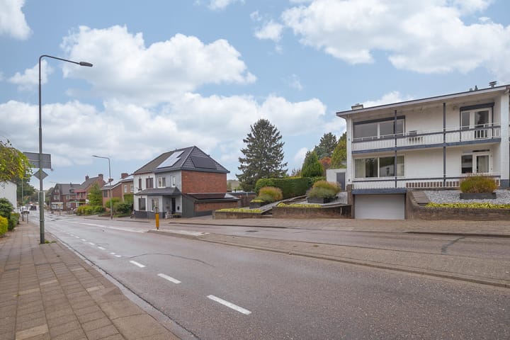 Twee-onder-één-kap te koop: Zandstraat 3, Spaubeek