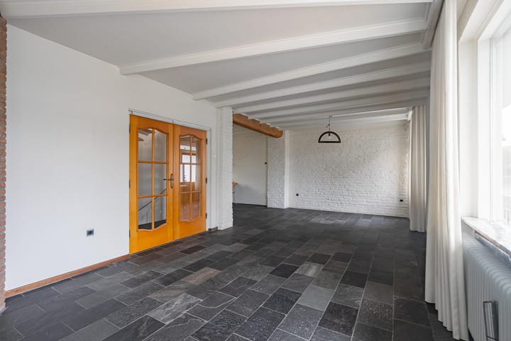 Twee-onder-één-kap te koop: Zandstraat 3, Spaubeek