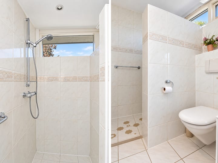 Tussenwoning te koop: Graaf Lodewijklaan 6, Leidschendam