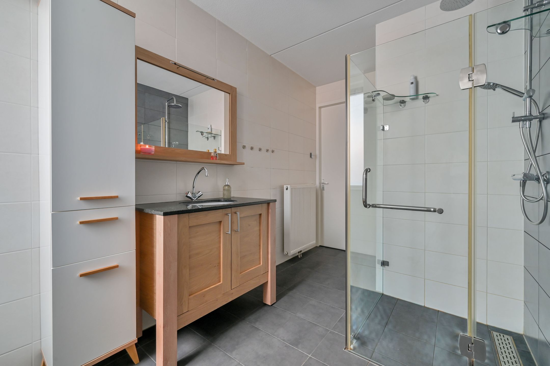 Photo 27 of Gentiaan 9