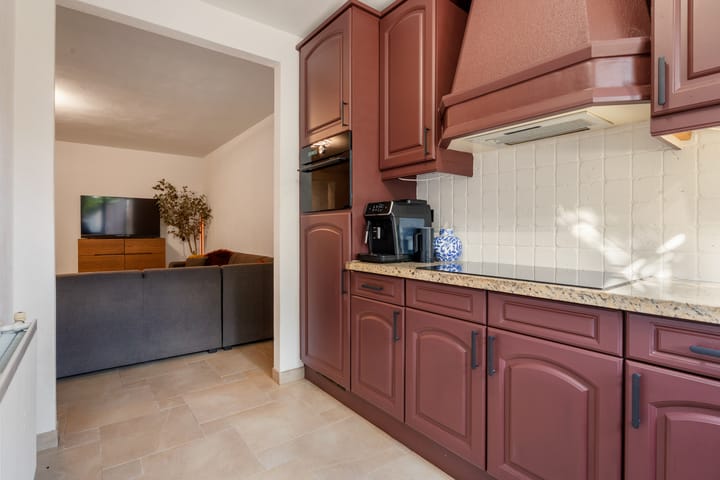 Tussenwoning te koop: Johanna Ufkesstraat 71, Breda