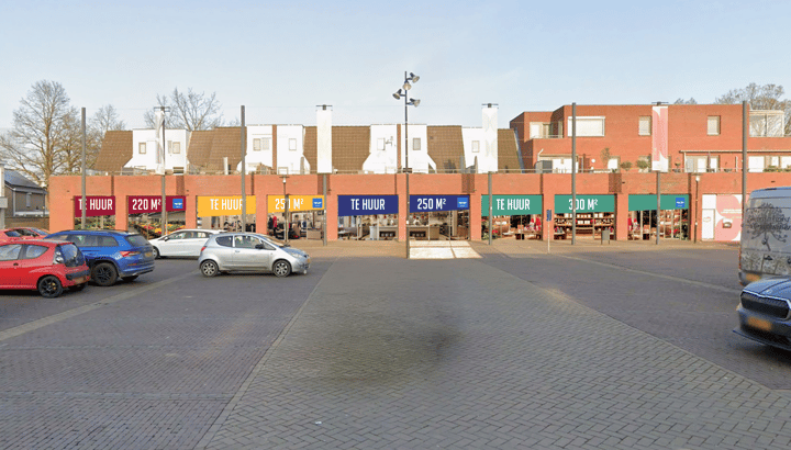Dorpsplein 4