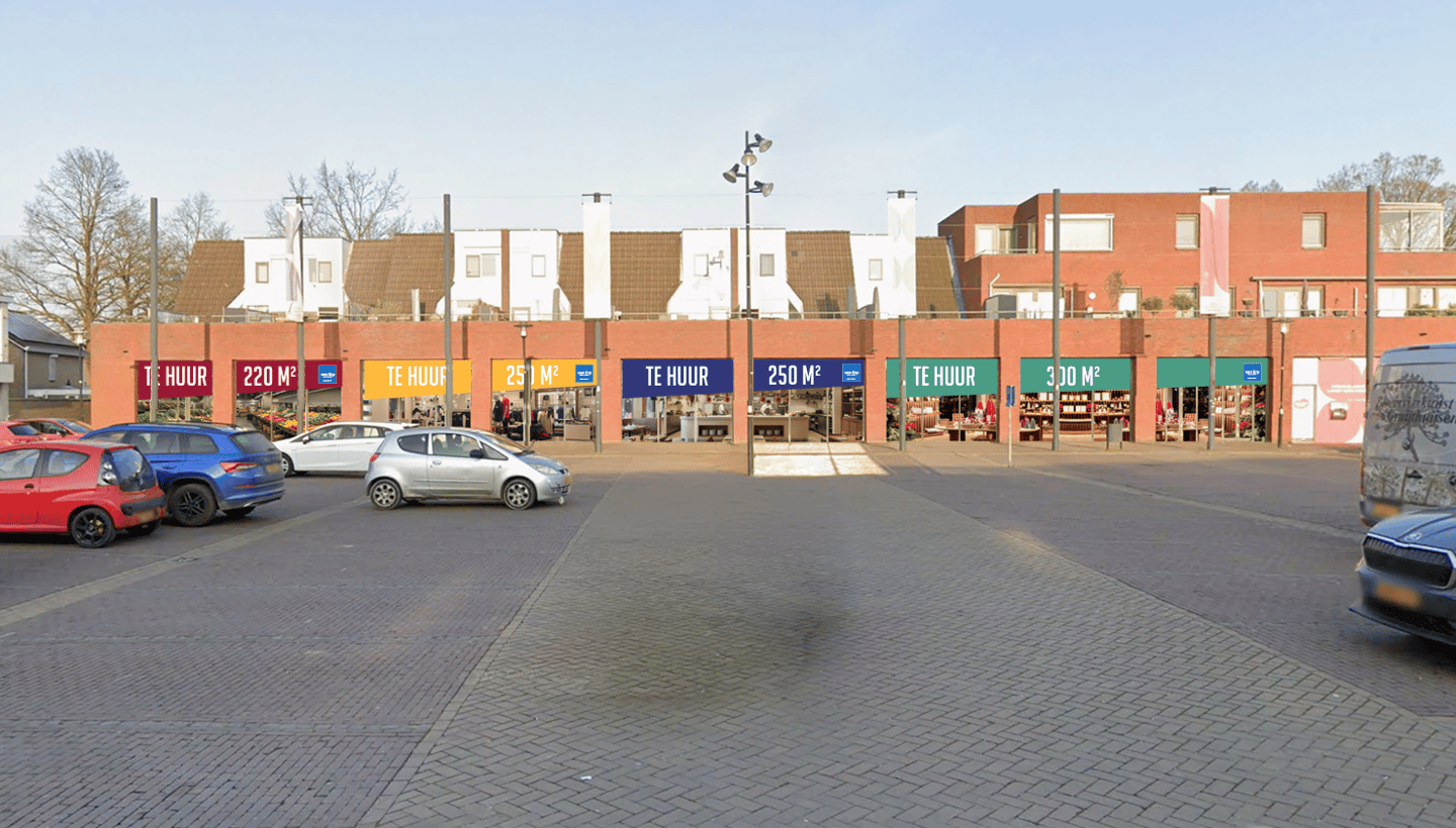 Bekijk foto 1 van Dorpsplein 4