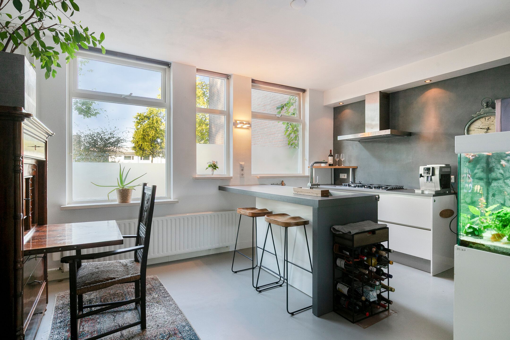 Photo 3 of Schutsboom 76-A