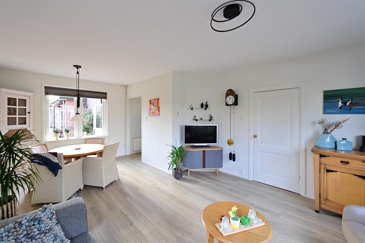 Twee-onder-één-kap te koop: Nootweg 52, Loosdrecht