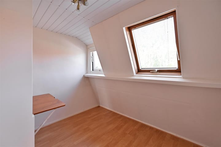 Twee-onder-één-kap te koop: Nootweg 52, Loosdrecht