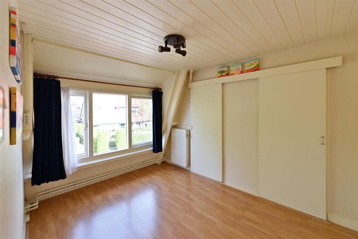 Twee-onder-één-kap te koop: Nootweg 52, Loosdrecht