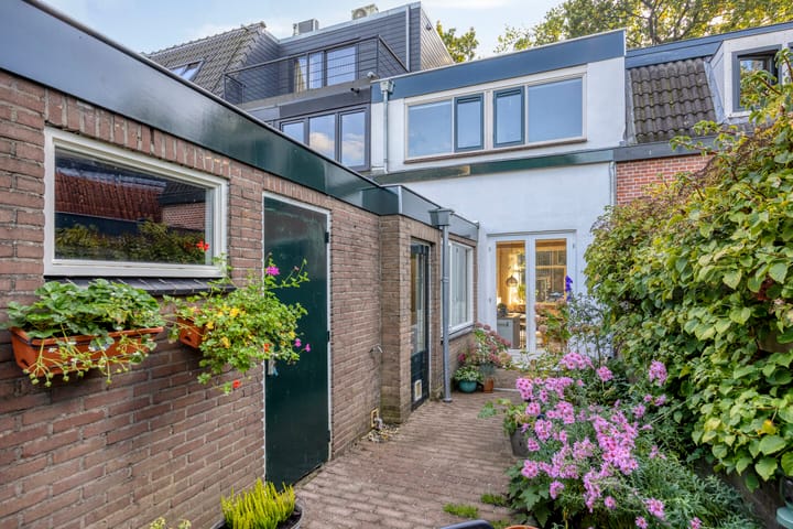 Tussenwoning te koop: Soesterweg 123, Amersfoort