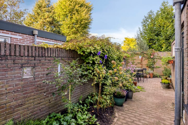 Tussenwoning te koop: Soesterweg 123, Amersfoort