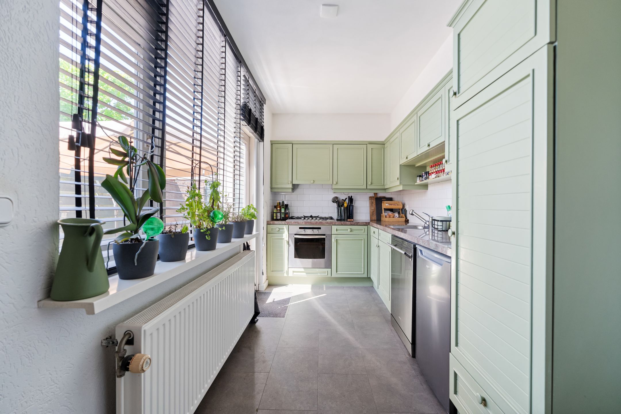 Photo 6 of Goudenregenstraat 23